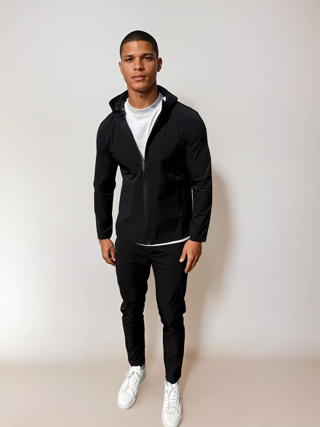 Tech Windbreaker - Black