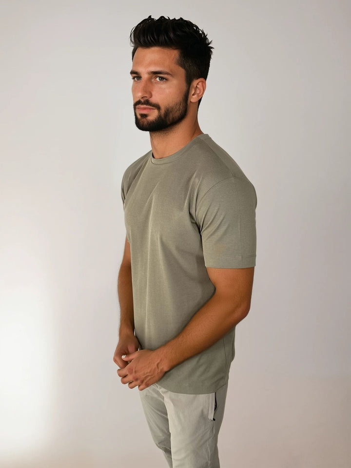 Essential Lux T-Shirt - Olive