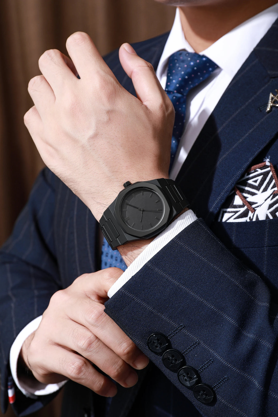Nord™ Classic All Black 017 | Bold carbon timepiece