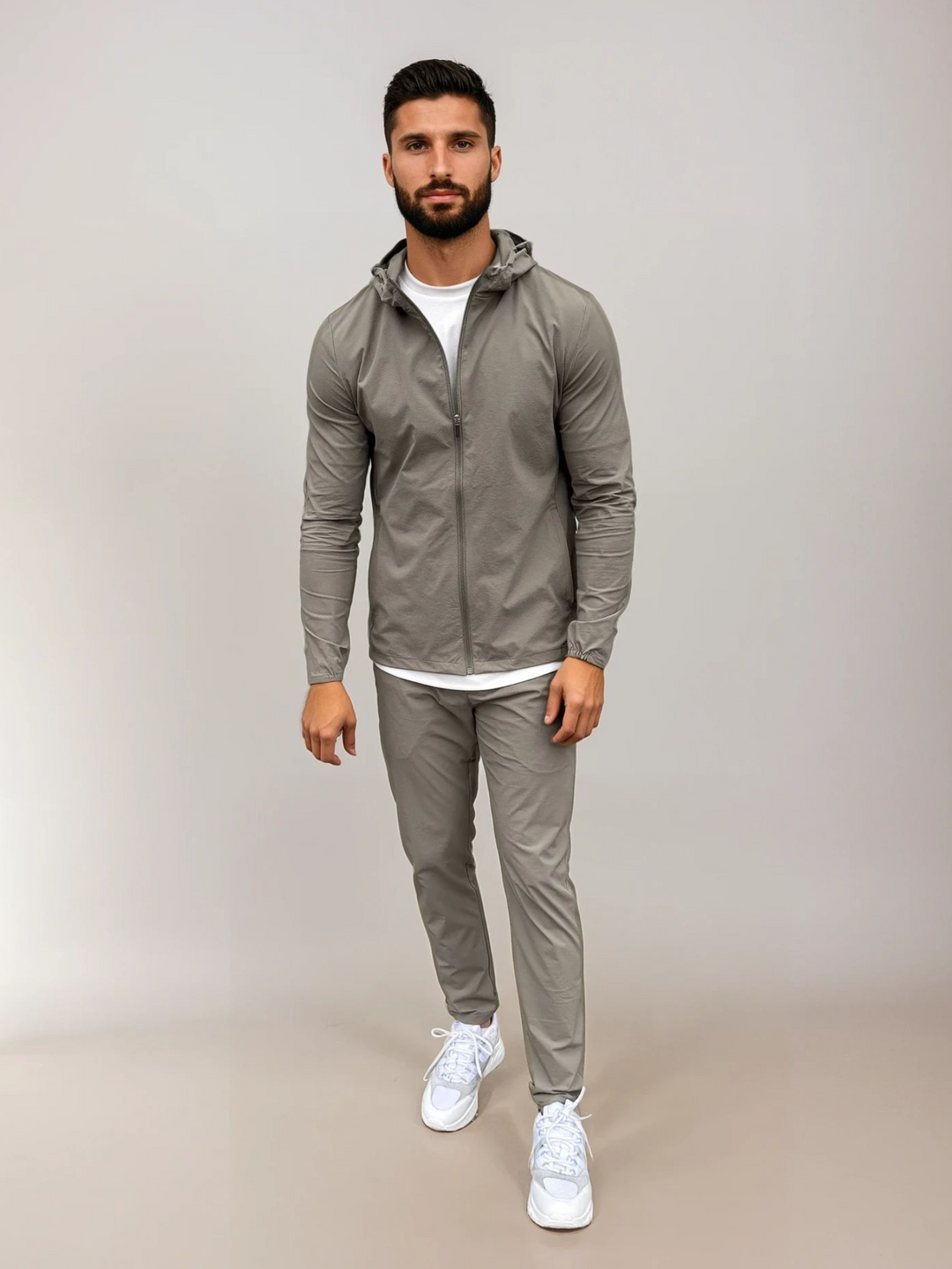 Tech Windbreaker - Olive